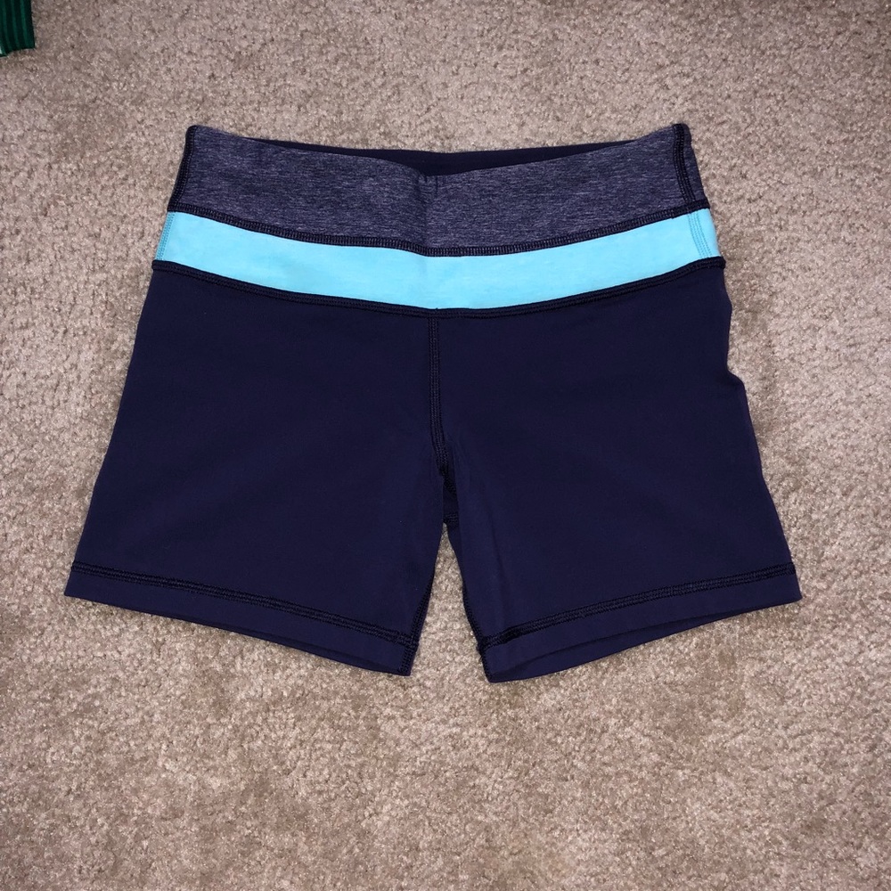 SOLD Lululemon reversible shorts - Picture 1 of 7